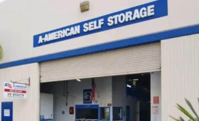 A-American Self Storage - El Centro